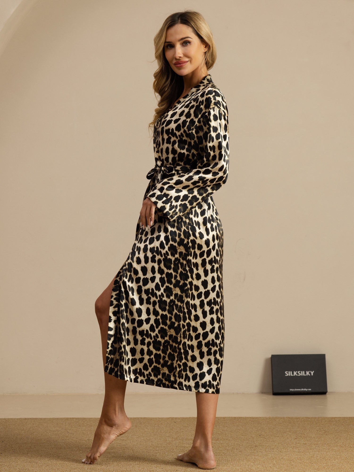 Robe Midi Imprimé Léopard À Manches Longues En Pure Soie Pour Femme