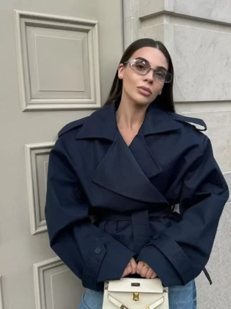 Trench-coat court à ceinture pour femme