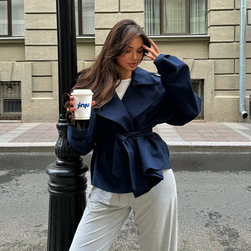 Trench-coat court à ceinture pour femme