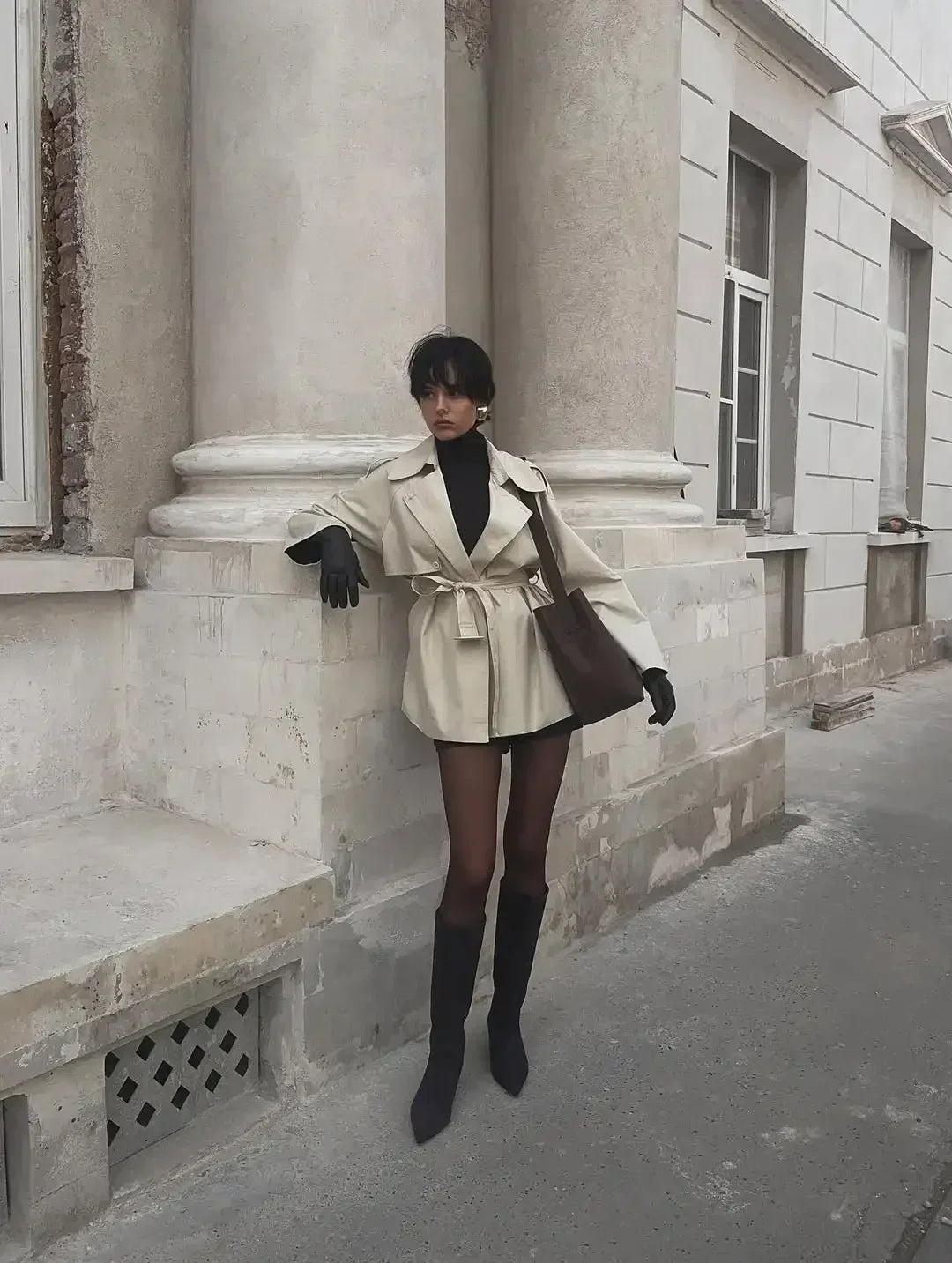 Trench-coat court à ceinture pour femme